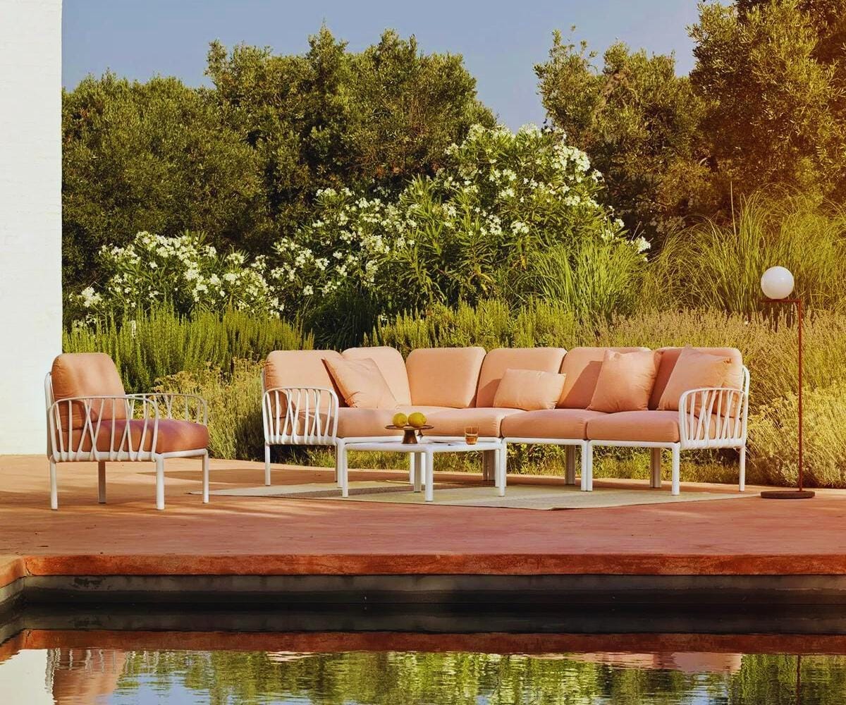 Bí Quyết Lựa Chọn Sofa Phòng Khách Hoàn Hảo Cho Gia Đình Bạn 2024 sofa phòng khách, sofa phòng khách hiện đại, sofa phòng khách giá tốt, sofa phòng khách đẹp, sofa phòng khách giá rẻ